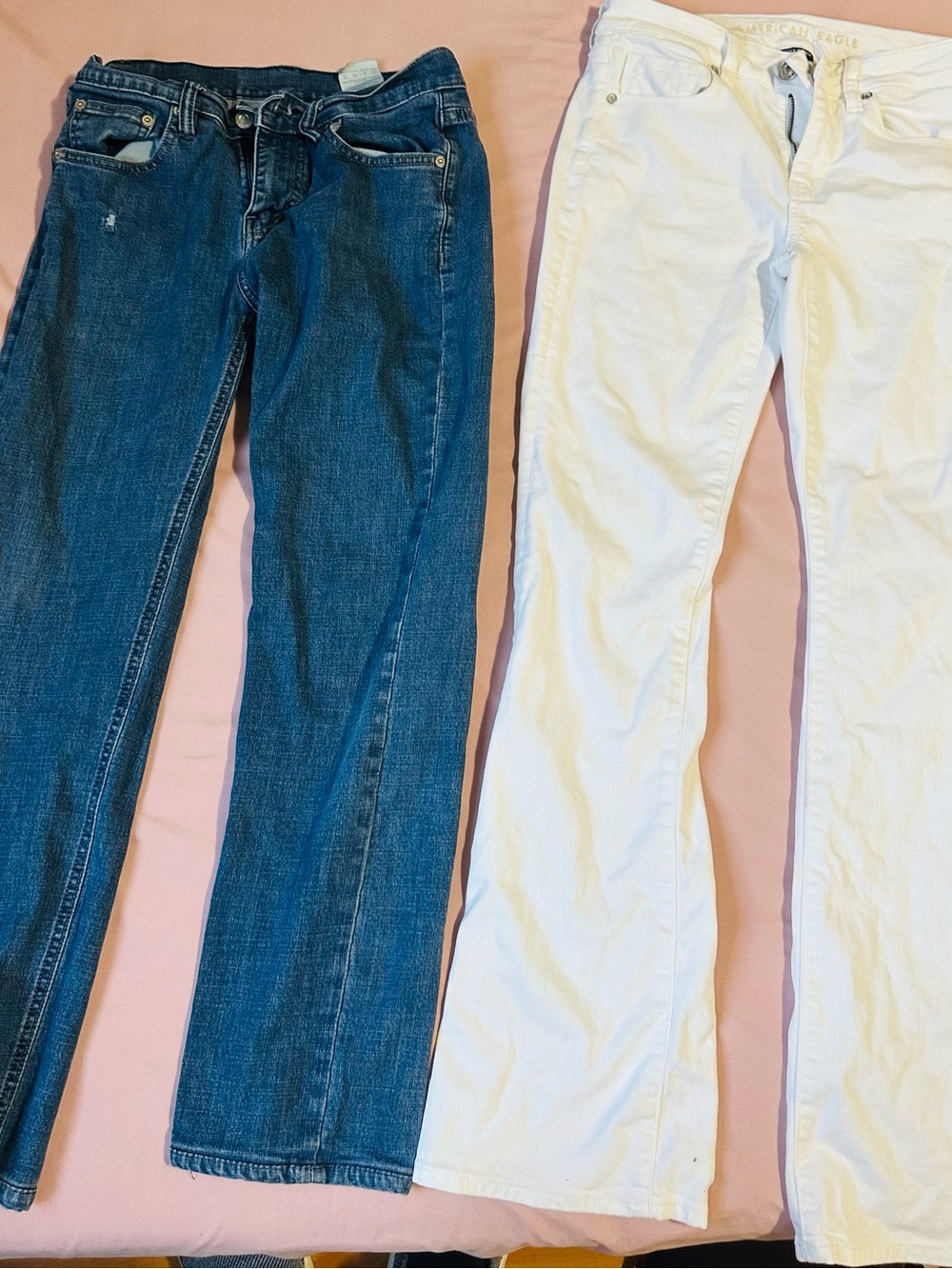 American Eagle Outfitters White and Dark Blue Flare Jeans